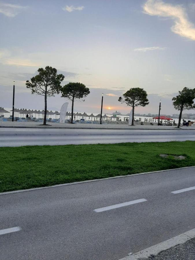 Grazioso Apartamento Arredato A Due Passi Dal Lungomare Wlora Zewnętrze zdjęcie